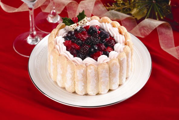 イタリアンの巨匠 落合務シェフ監修 ラ ベットラ のクリスマスケーキ 全3種 15年10月1日 木 より予約受付開始 第一パン